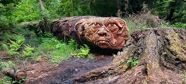 Baumskulptur Waldgeist