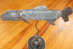 Fisch aus Stahl und Stein