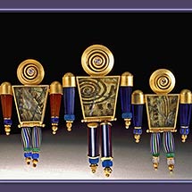 Goldschmuck mit Glas