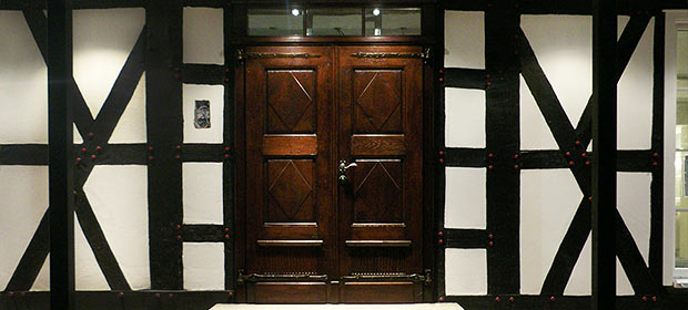 Antike Türen - Fachwerkhaus