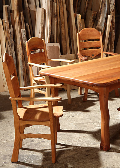 Urholz - Möbel aus Massivholz